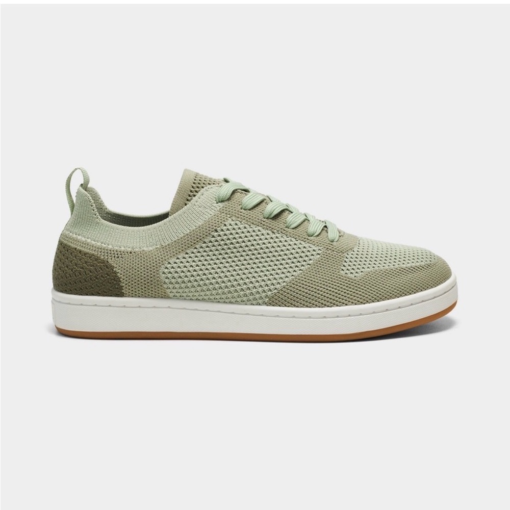 Suavs Women’s The 247 Travel Shoe Sneaker Trendy Washable Size 10 New